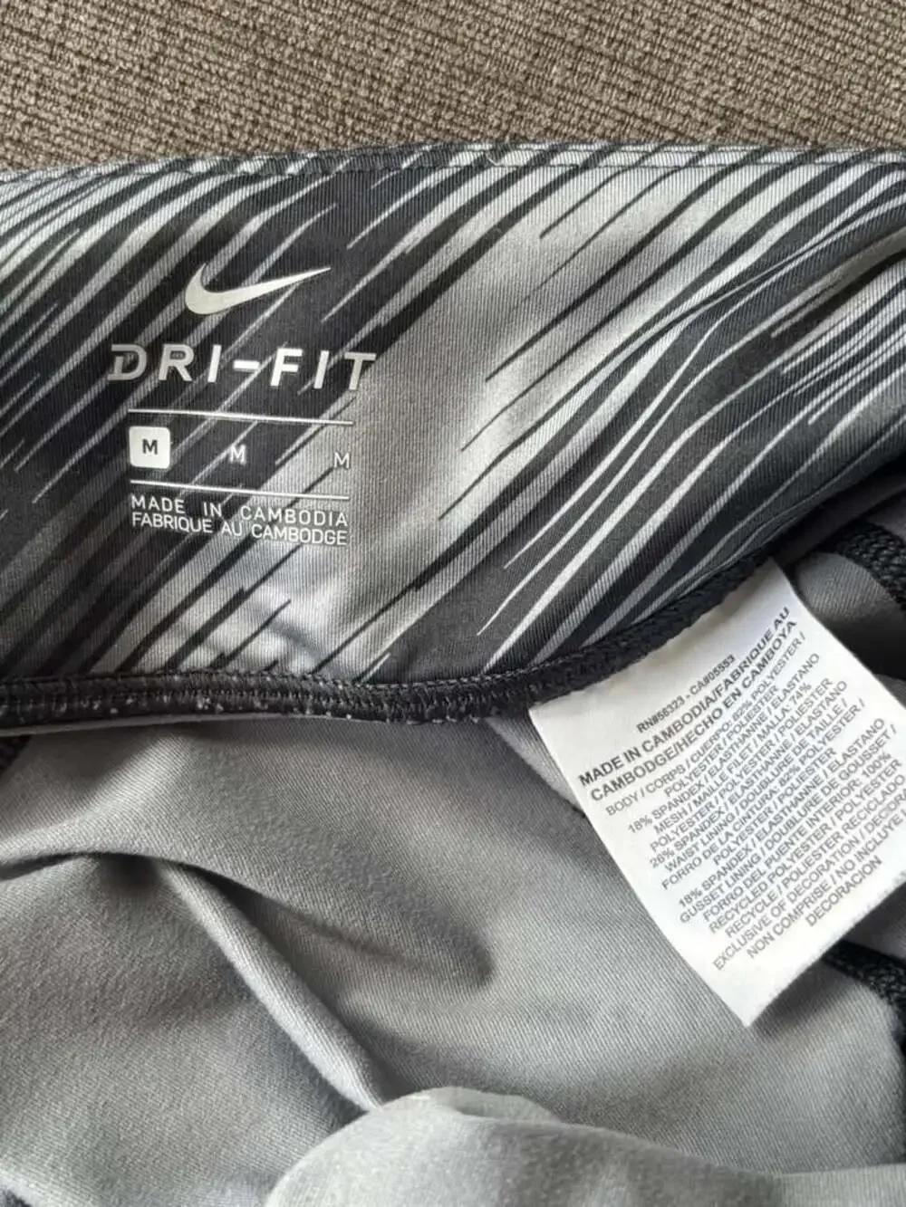 Nike Power Epic Run Crop Printed Running Leggings - Grey/Black - Size Medium